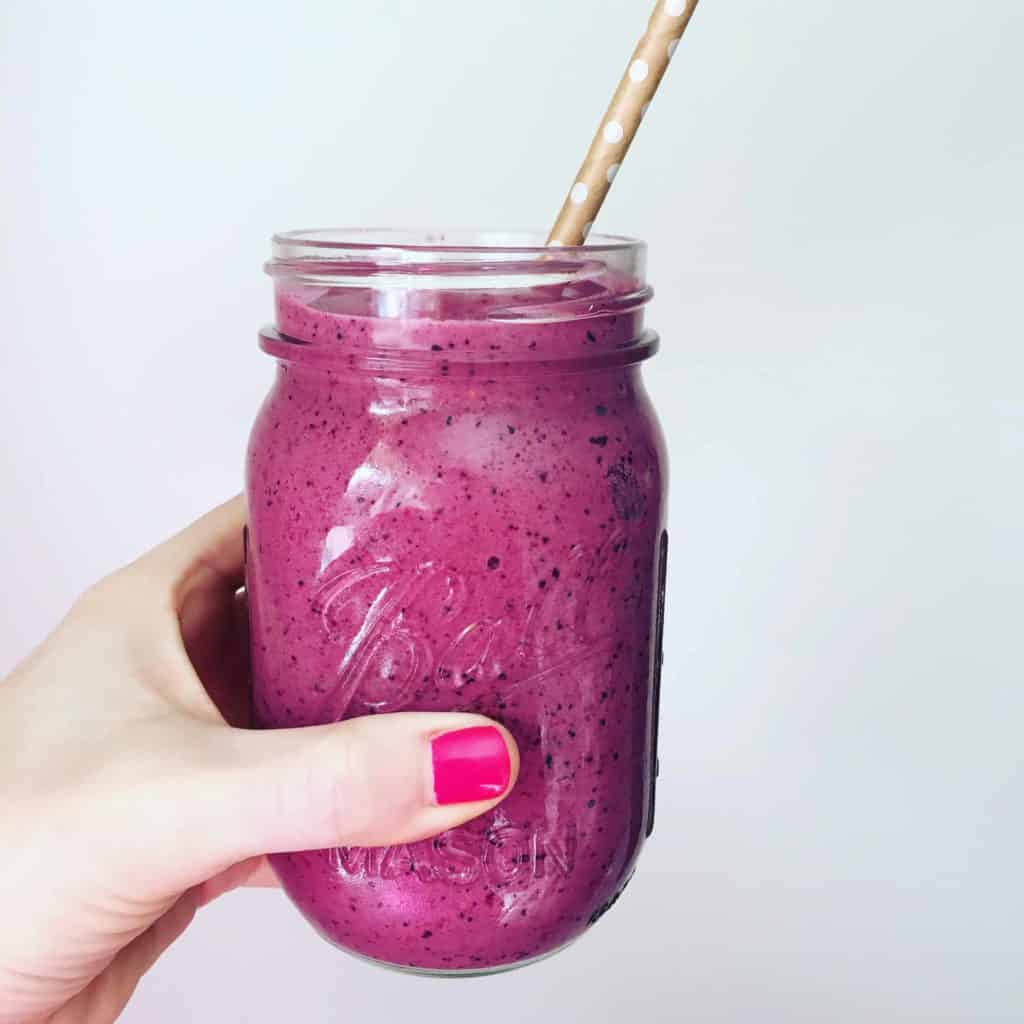 simple berry smoothie recipe