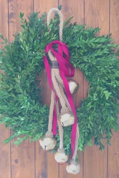 A Simple Christmas Wreath