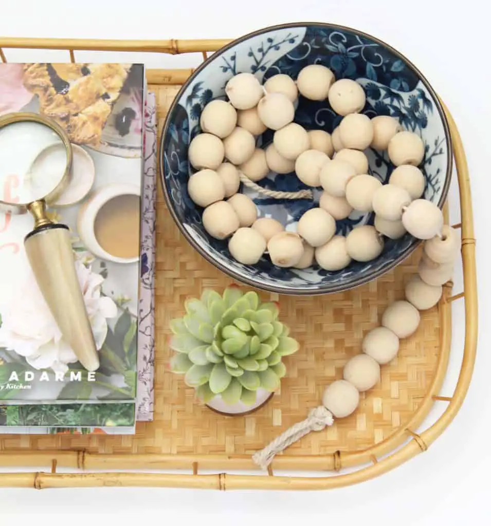 how to style a decorative tray