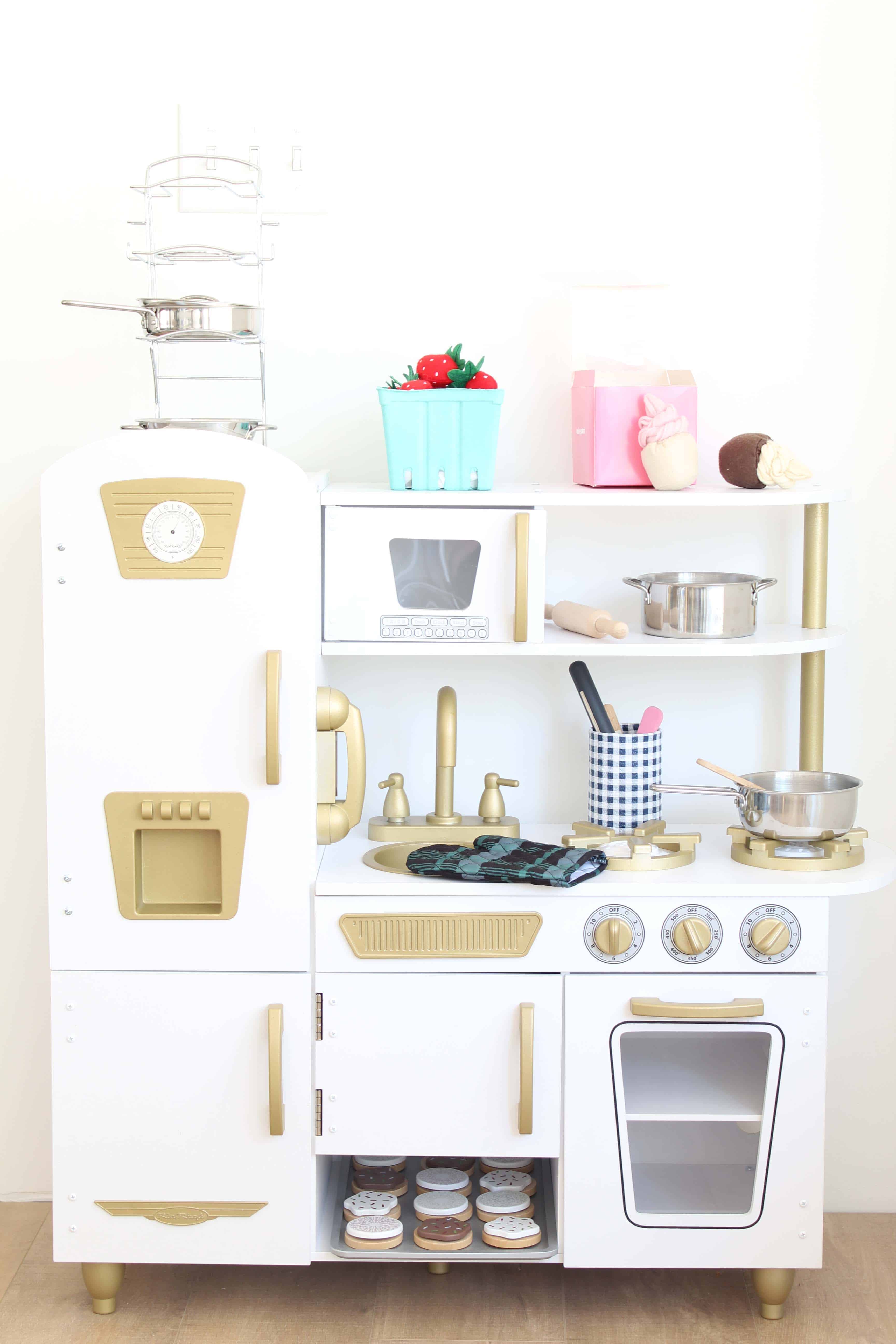 Play Kitchen Mini Makeover - A Nod to Navy