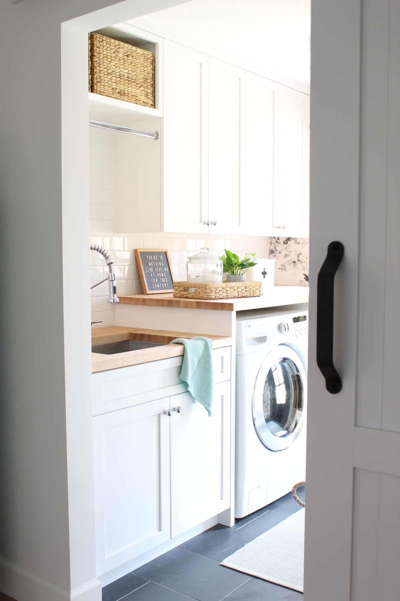 Modern Floral Laundry Room Makeover - A Nod to Navy